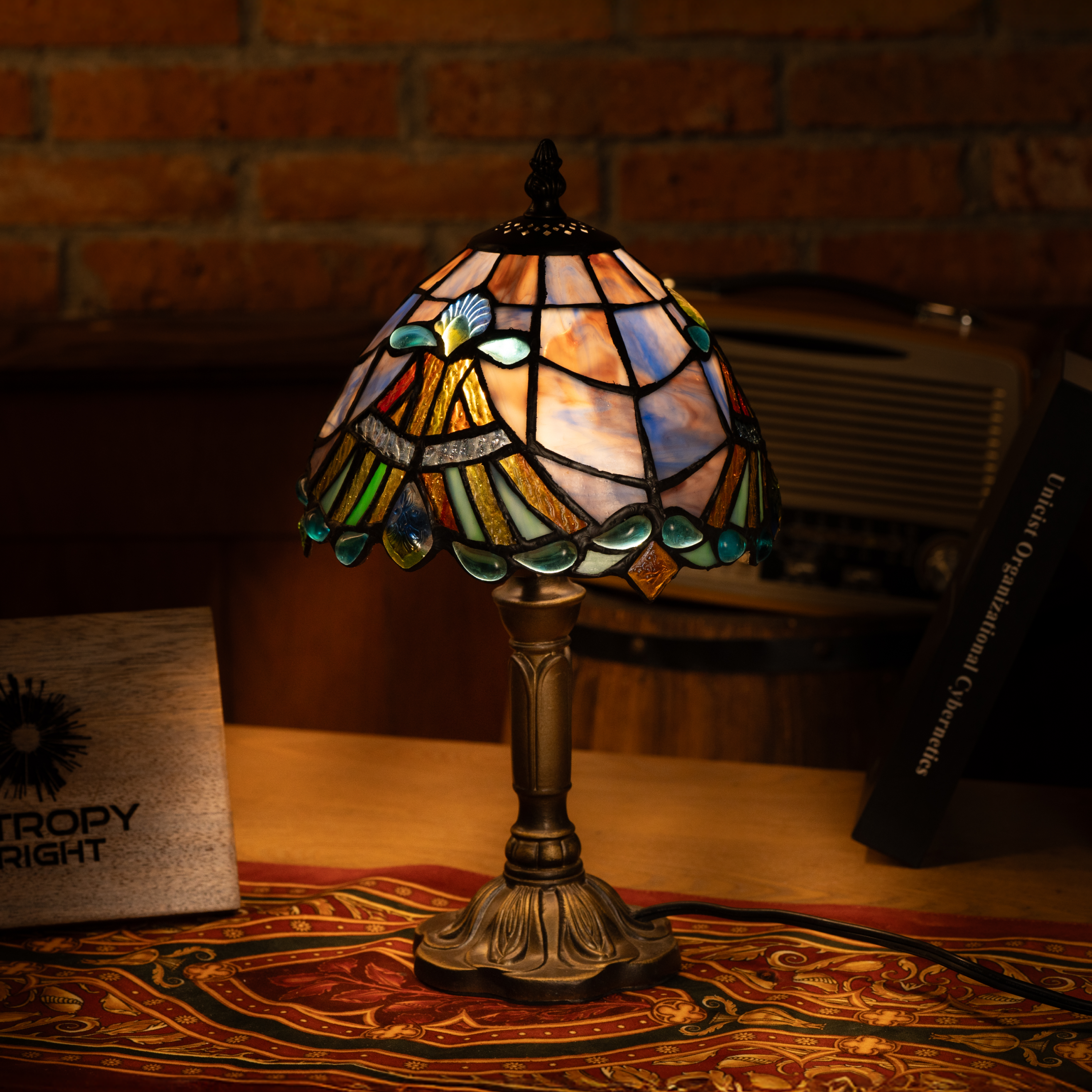 Ocean Sapphire Light Tiffany Lamp