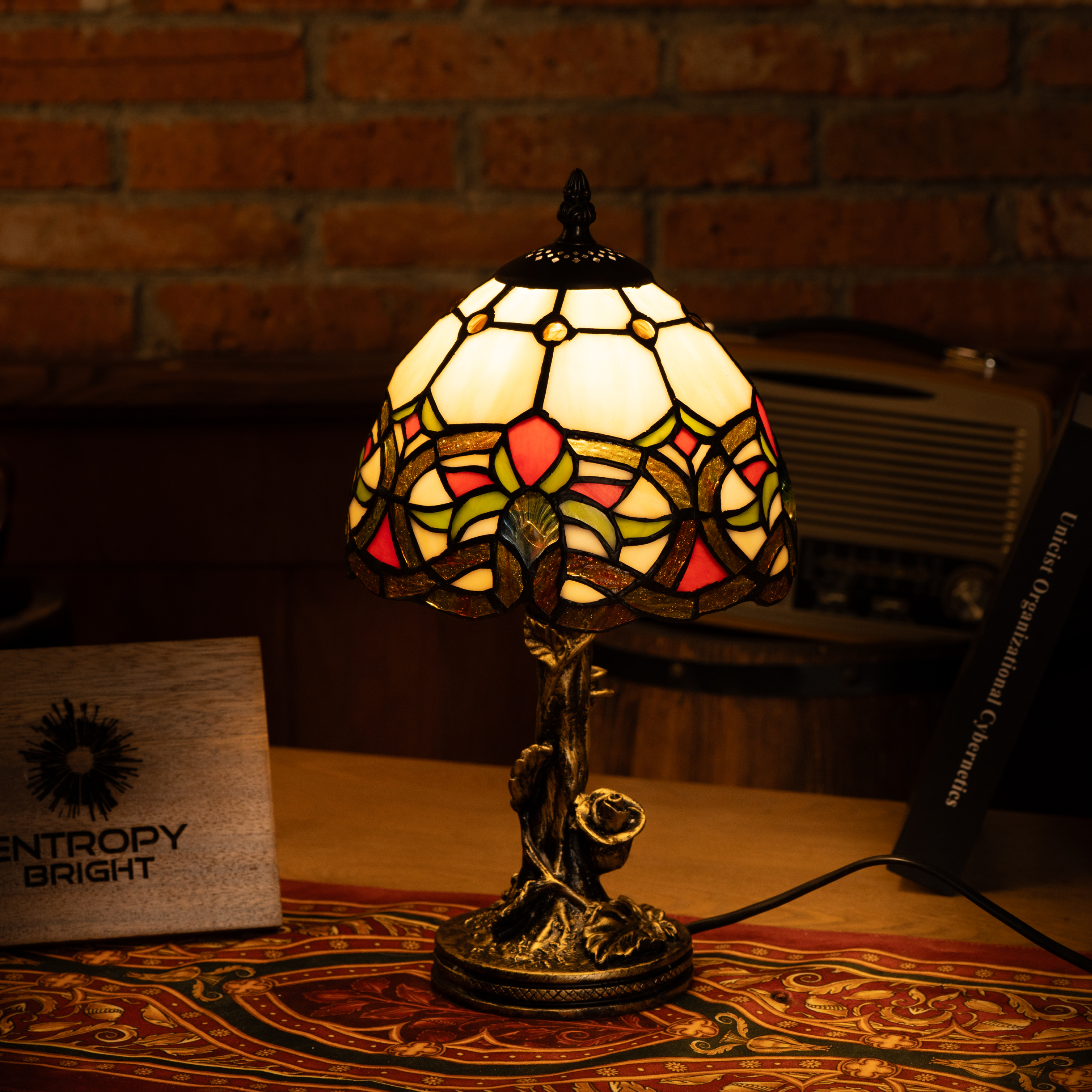 Ruby Flame Elegance Tiffany Lamp