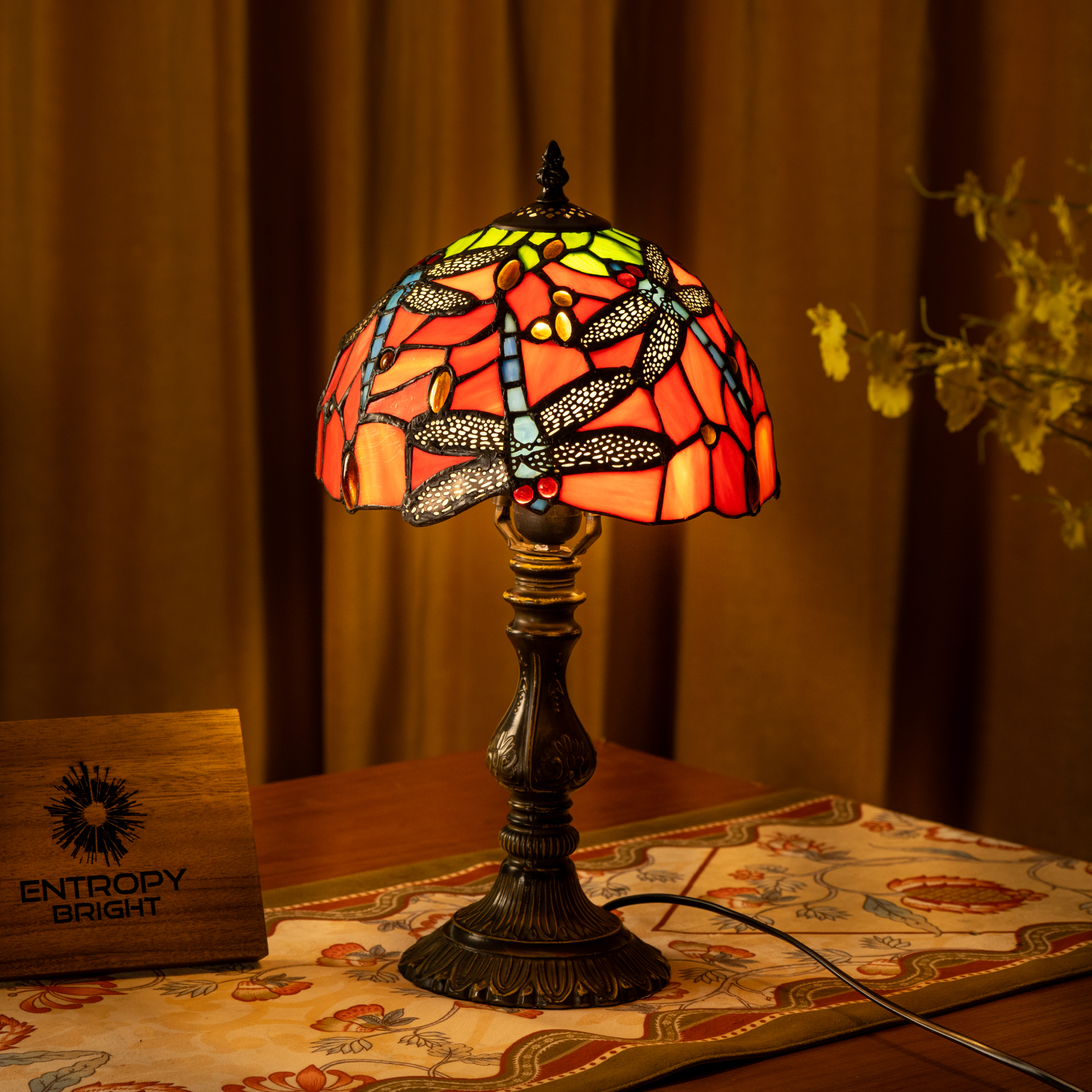 Lampe de table Tiffany Crimson Flight