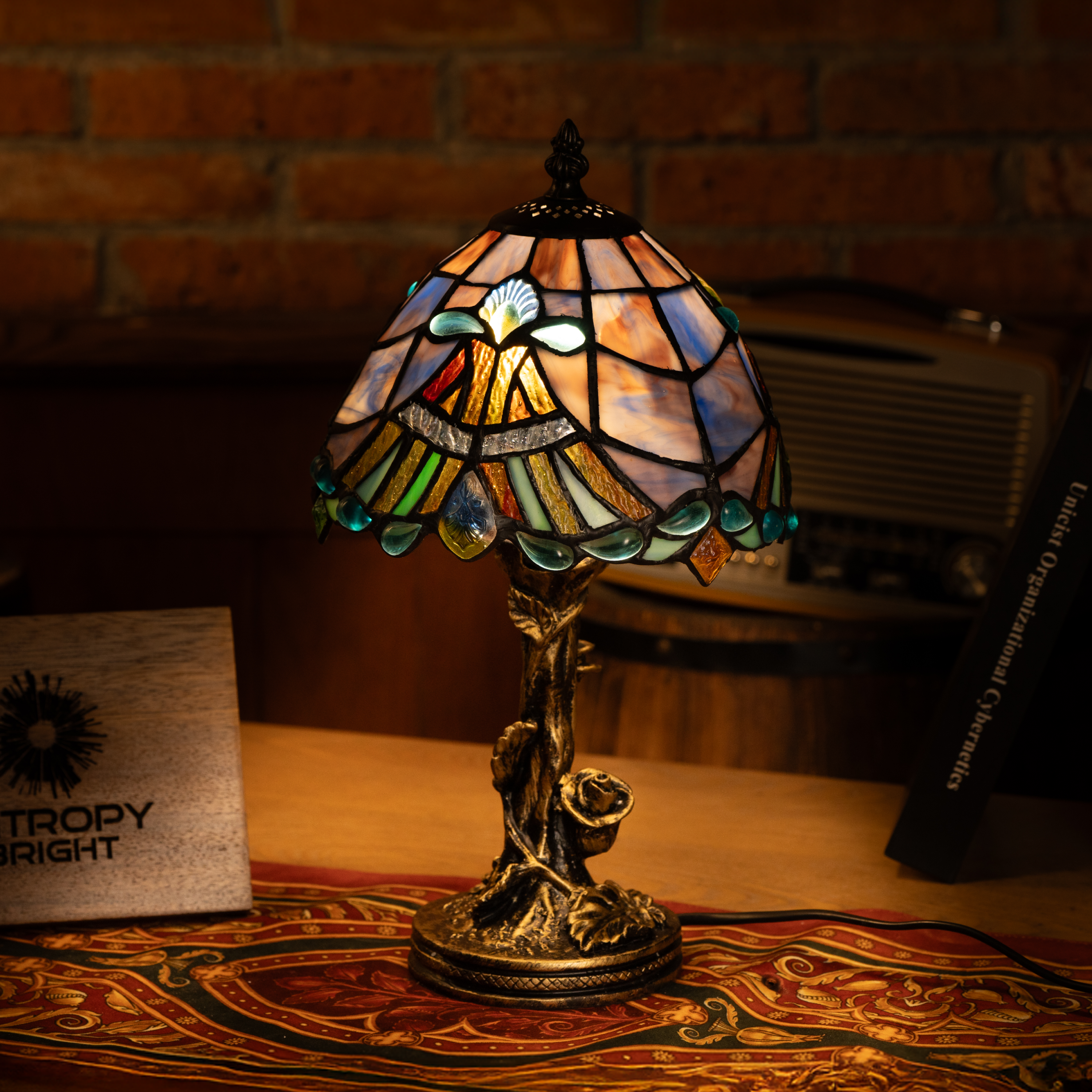 Ocean Sapphire Light Tiffany Lamp