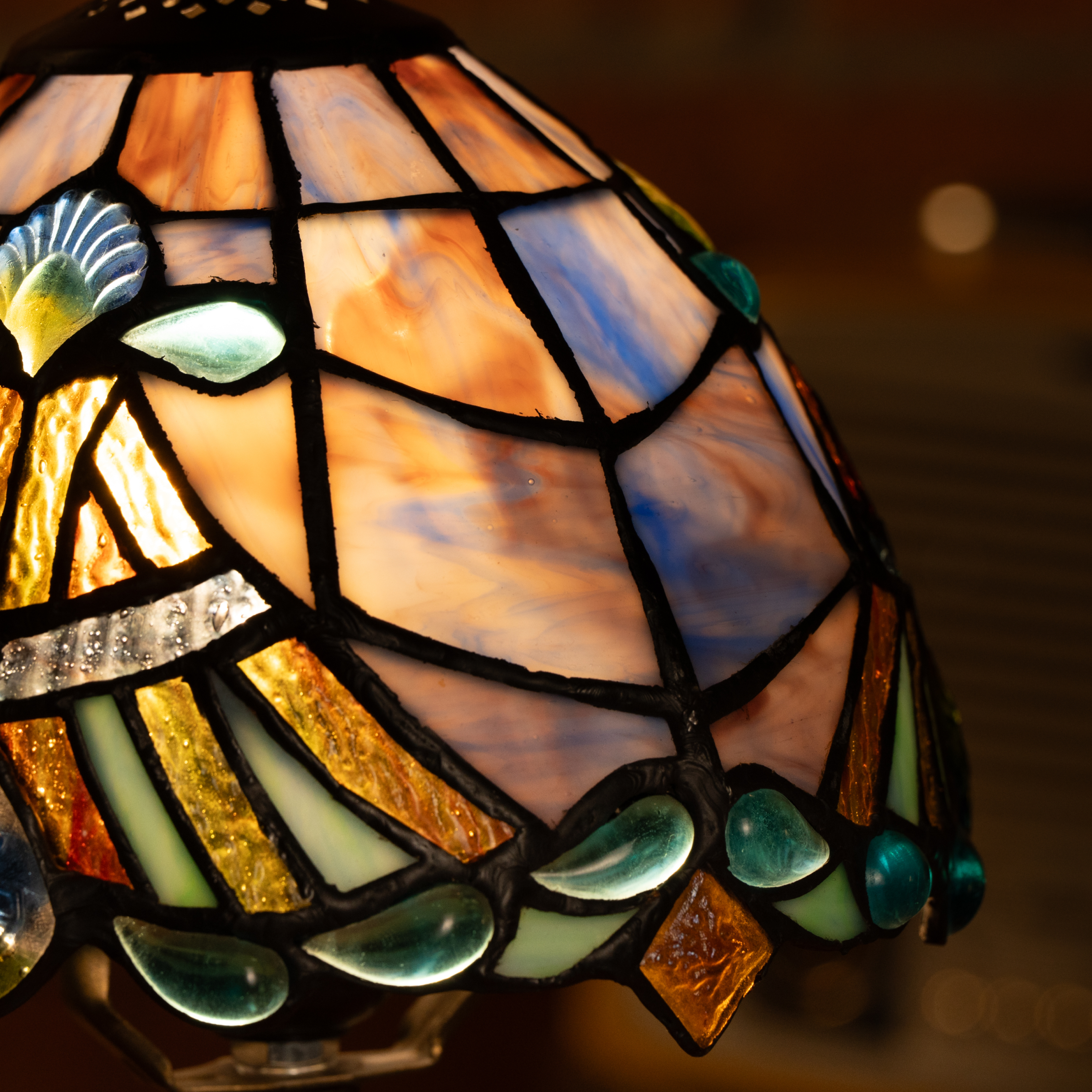 Ocean Sapphire Light Tiffany Lamp