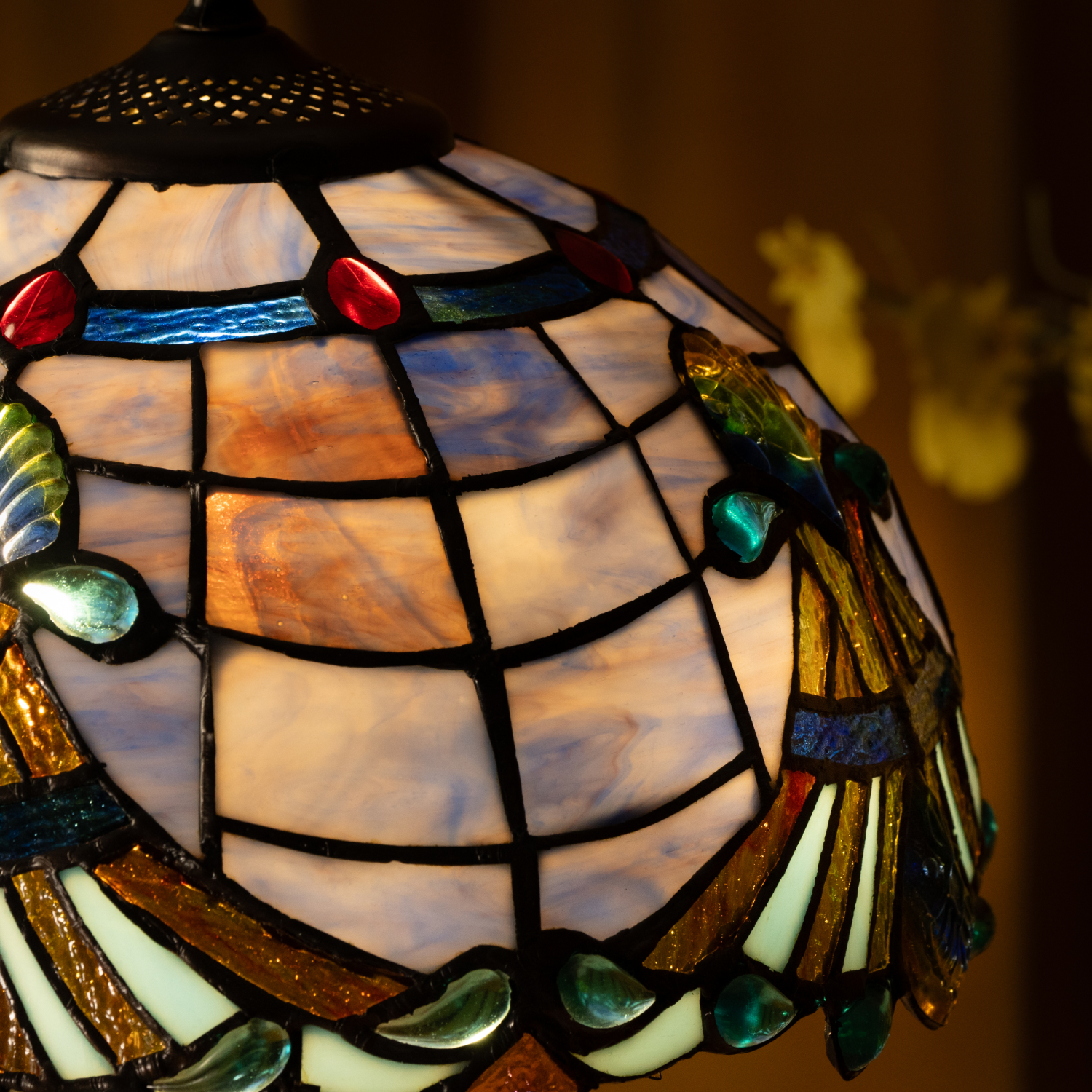 Imperial Grace Tiffany Table Lamp