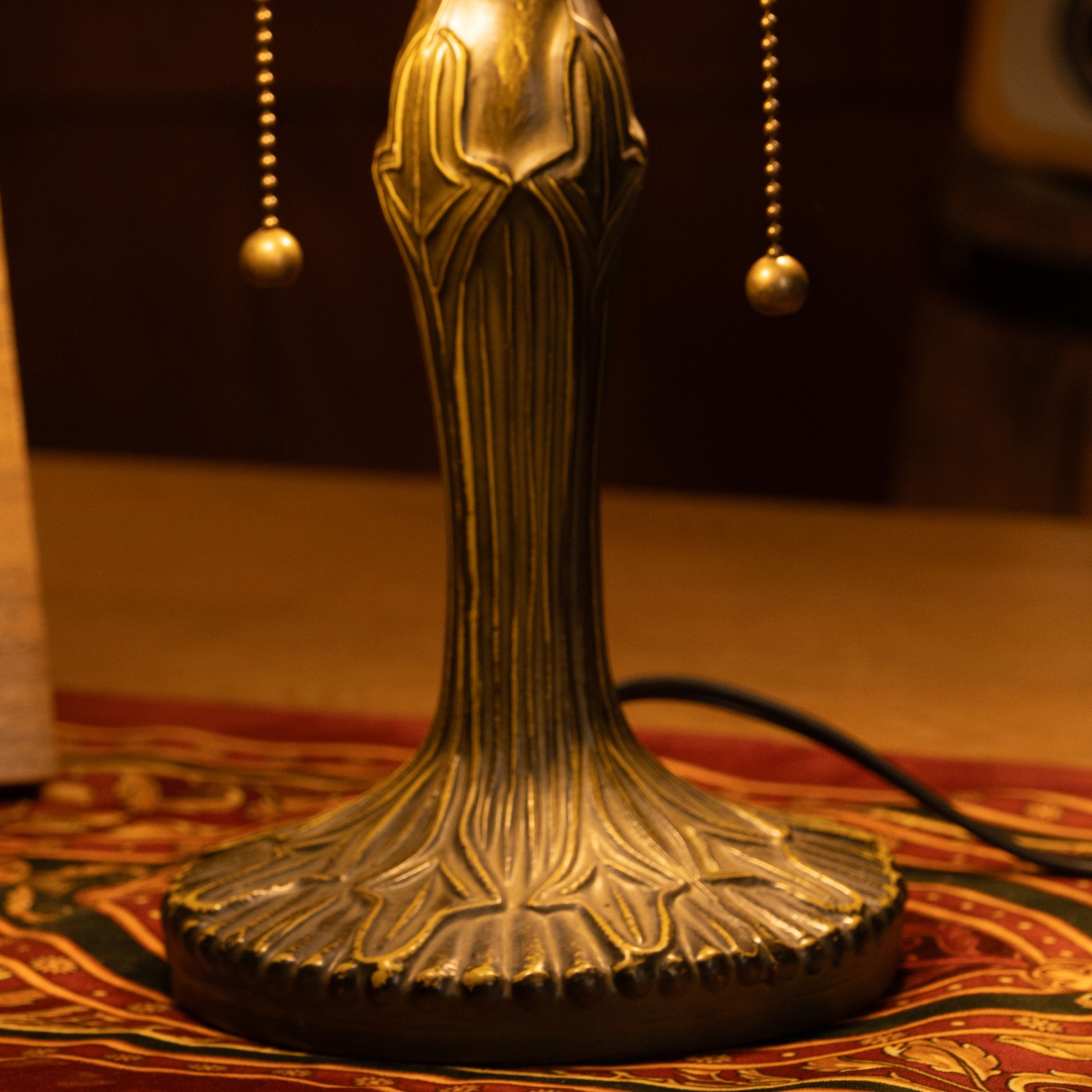Bluebell Radiance Tiffany Table Lamp