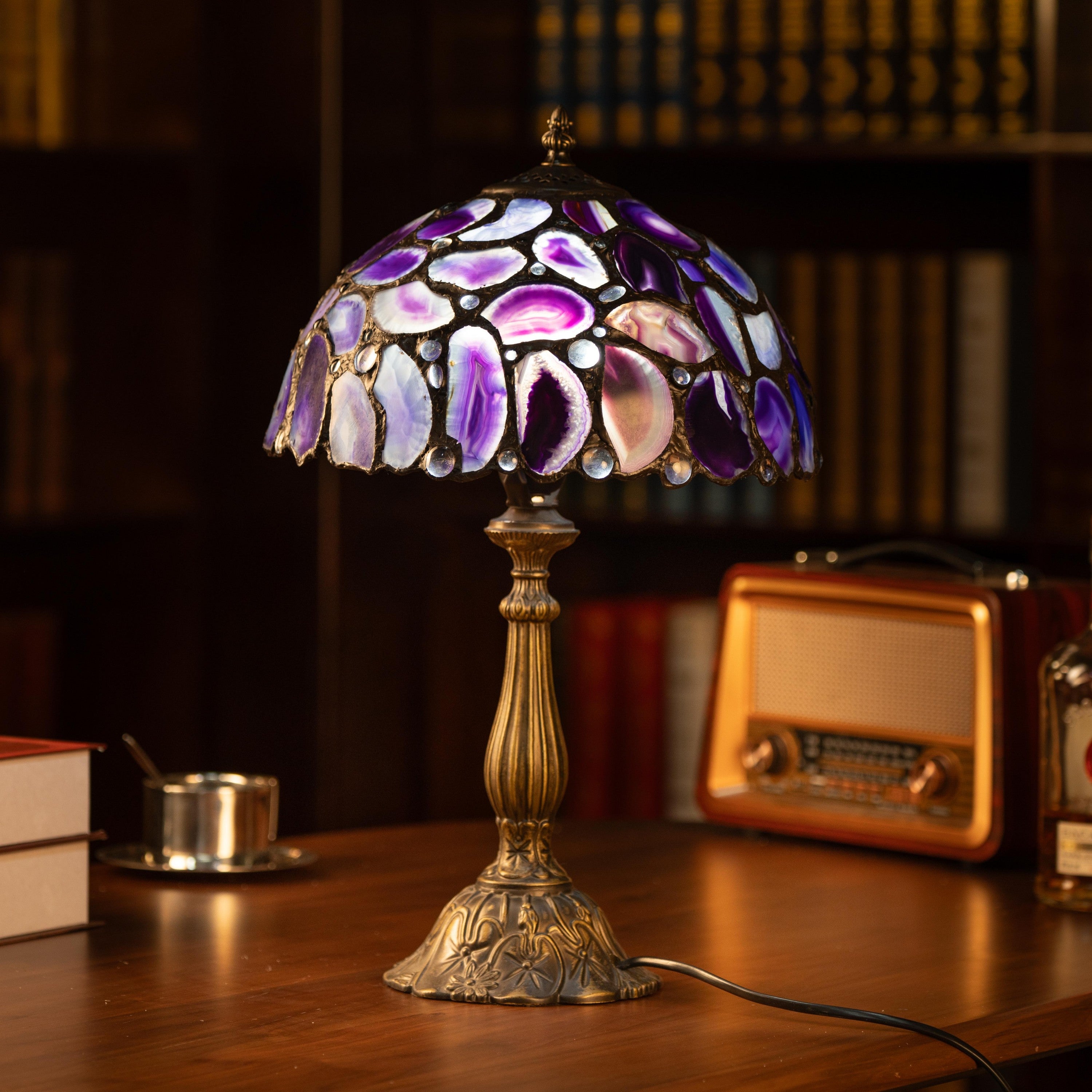 Amethwyn Bloom Lamp