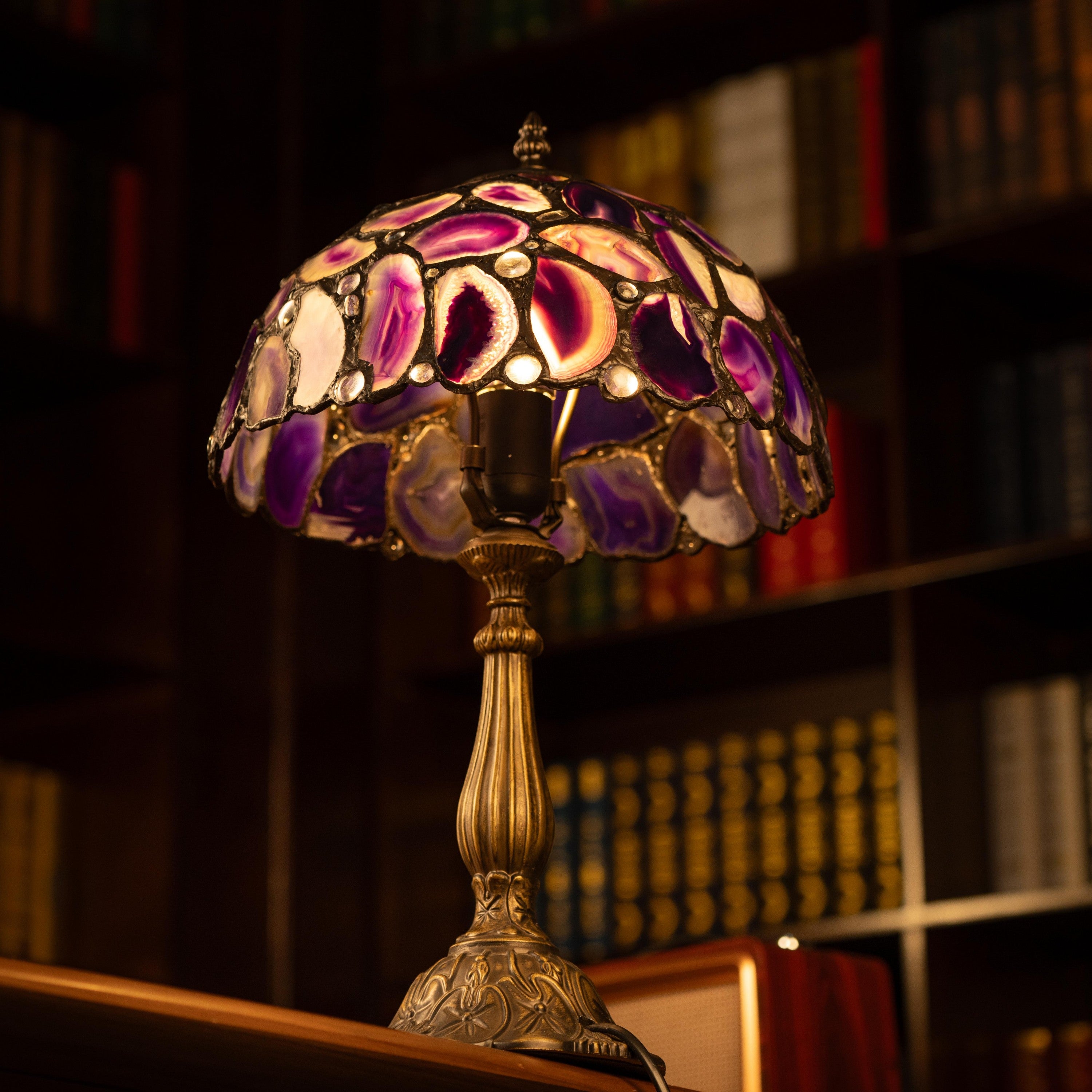 Amethwyn Bloom Lamp