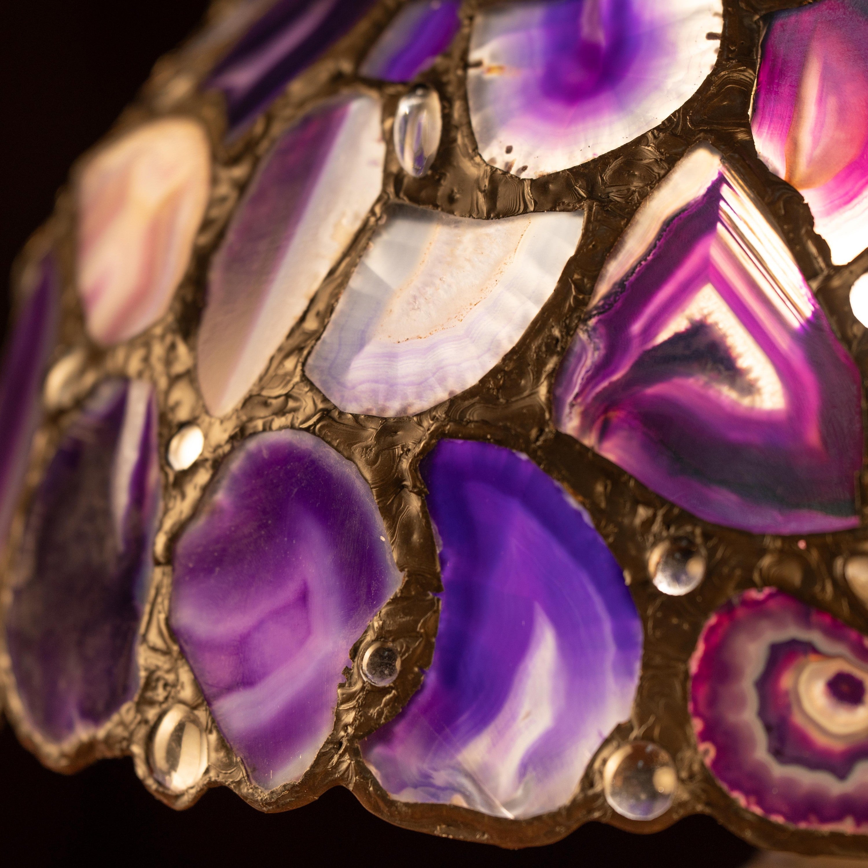 Amethwyn Bloom Lamp