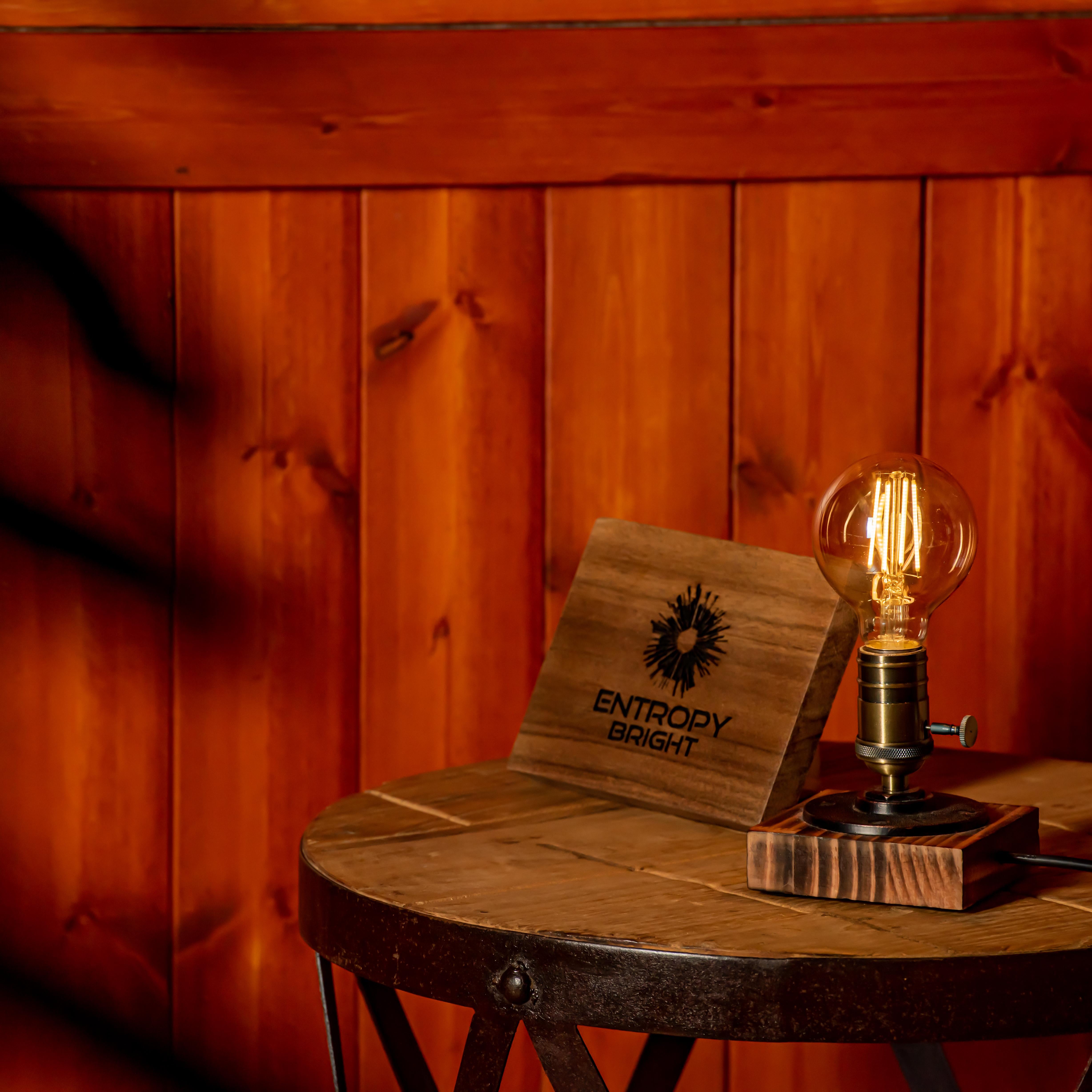 Lampe à tuyau réglable vintage faite à la main de style steampunk Edison