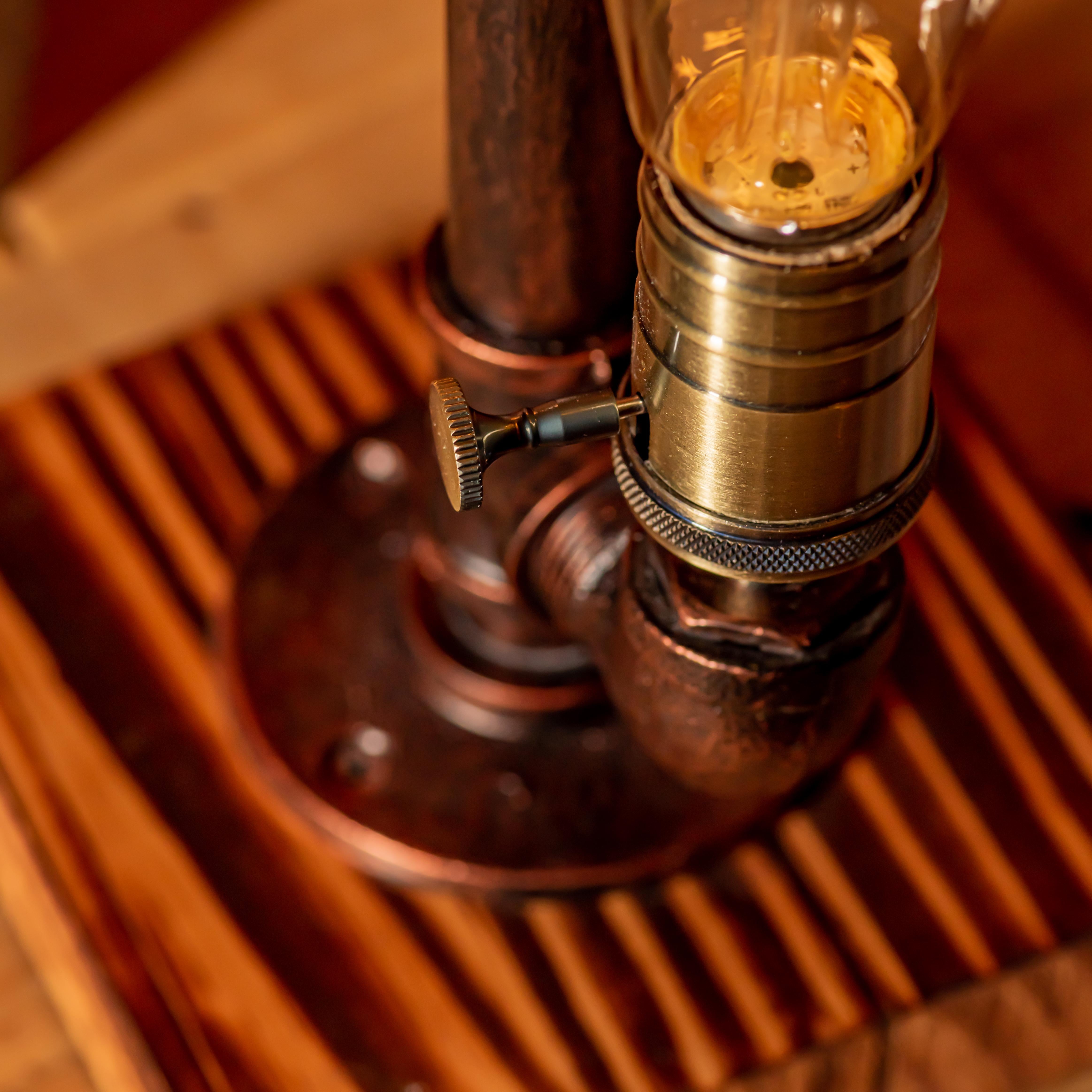 Lampe à tuyau réglable vintage faite à la main Phantom Steampunk