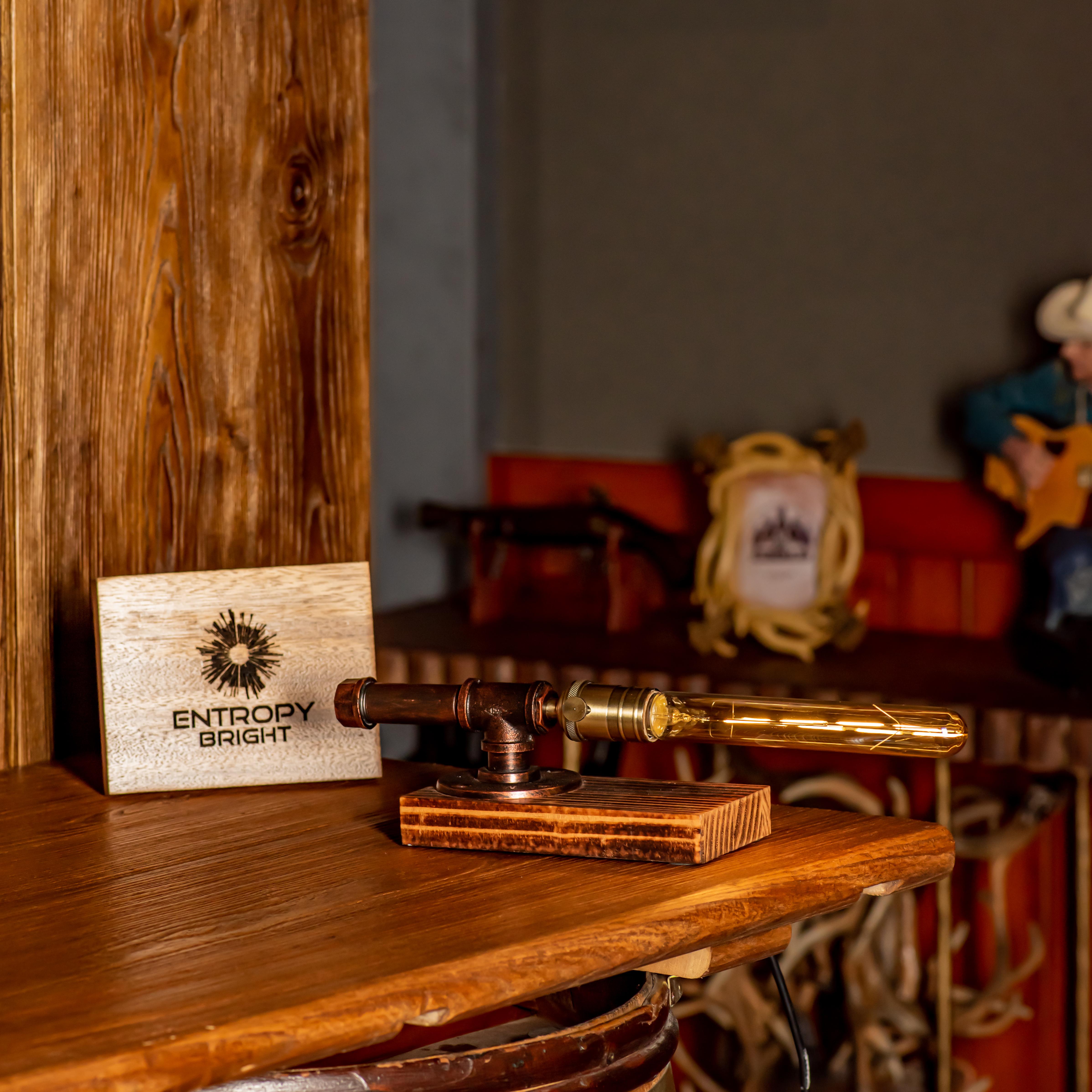 Lámpara de tubo ajustable vintage hecha a mano Steampunk Echo