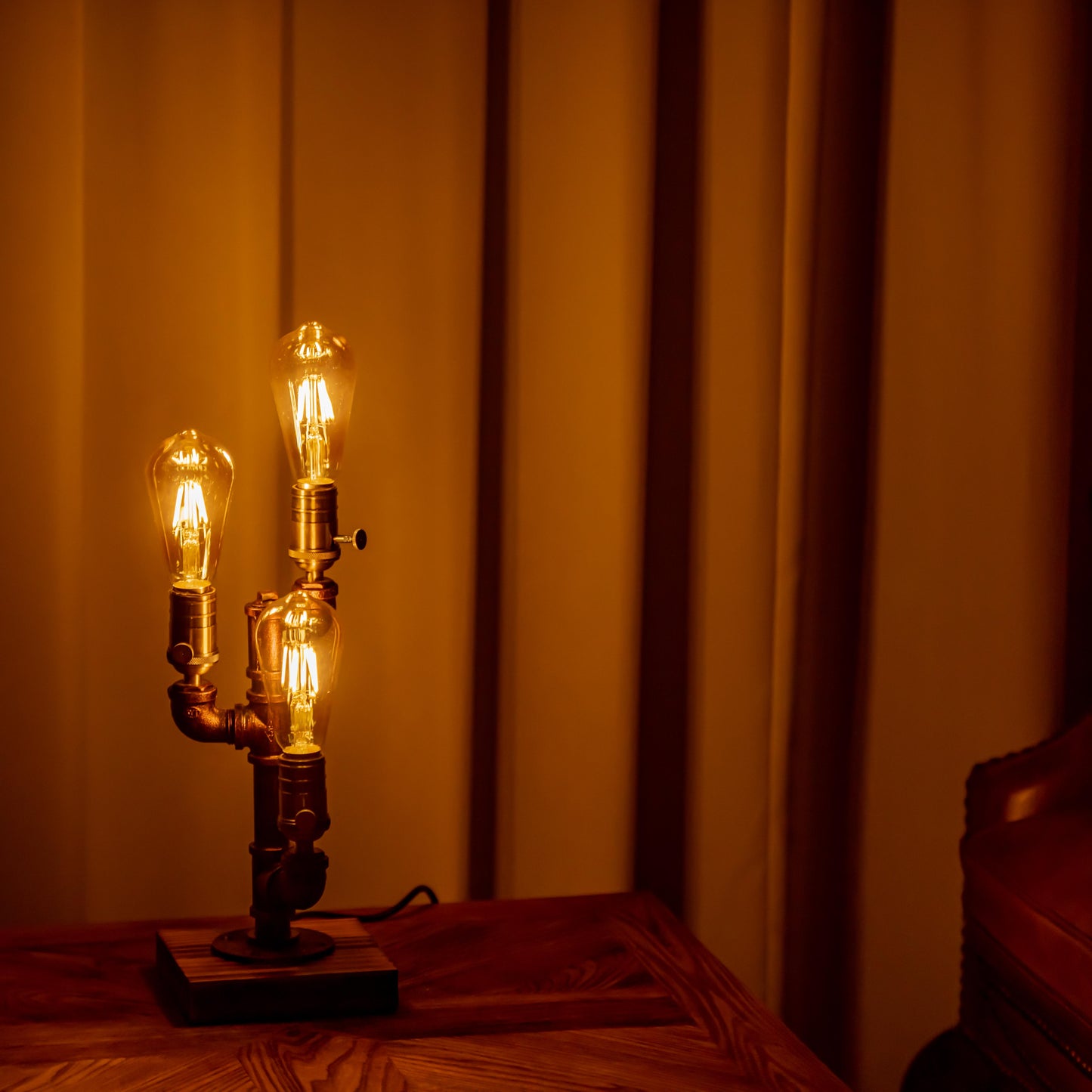 Shadow Steampunk Handmade Vintage Adjustable Pipe Lamp