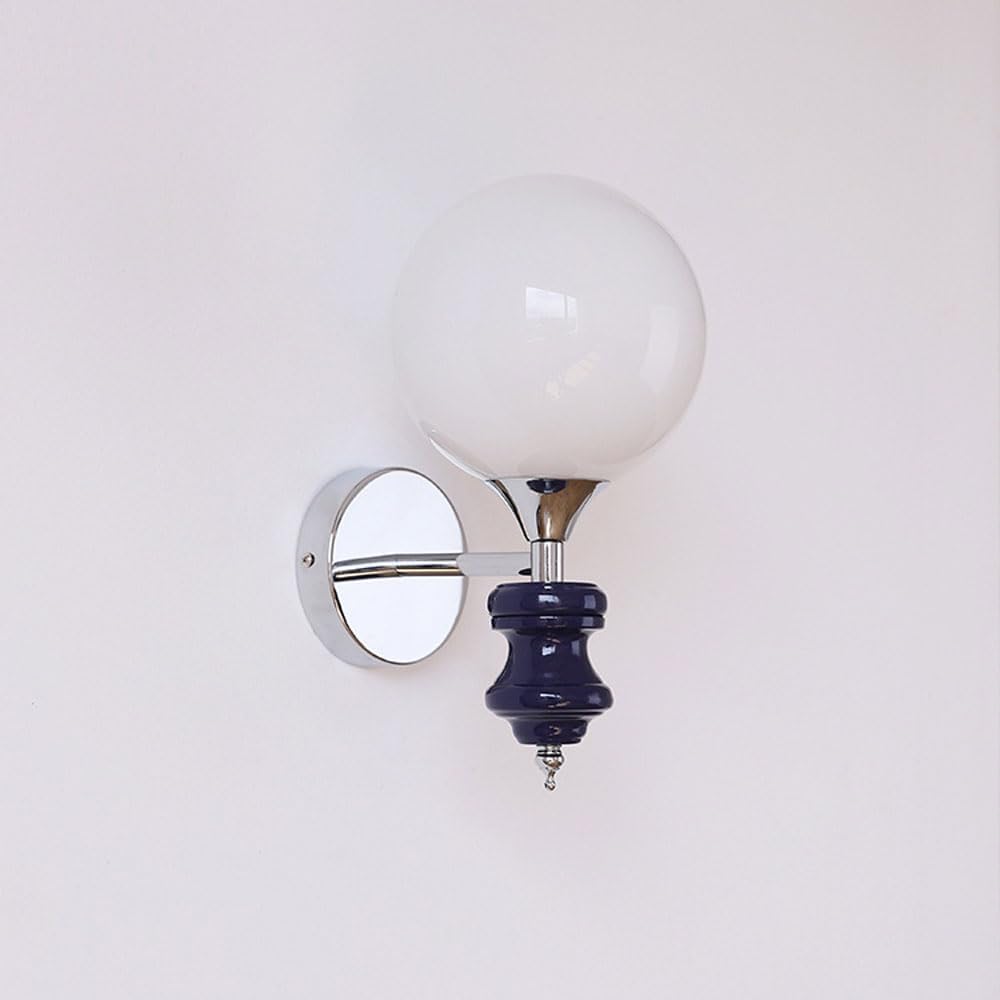 Modern Nordic Wall Sconce – Elegant and Functional Lighting