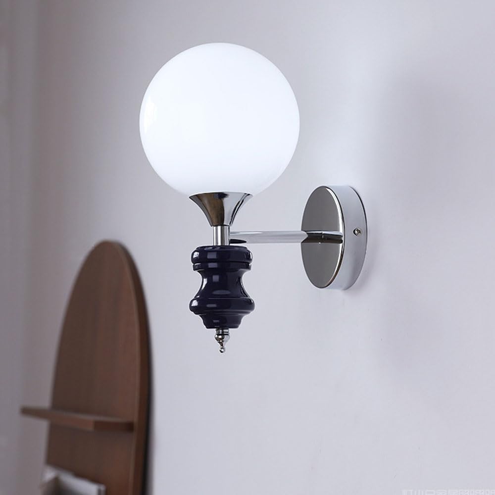 Modern Nordic Wall Sconce – Elegant and Functional Lighting