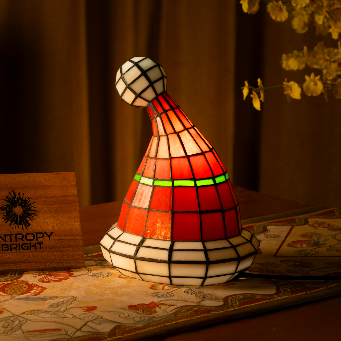 Festive Cheer Tiffany Lamp