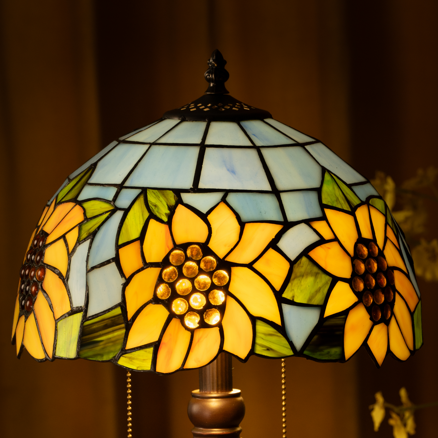 Sunflower Delight Tiffany Table Lamp