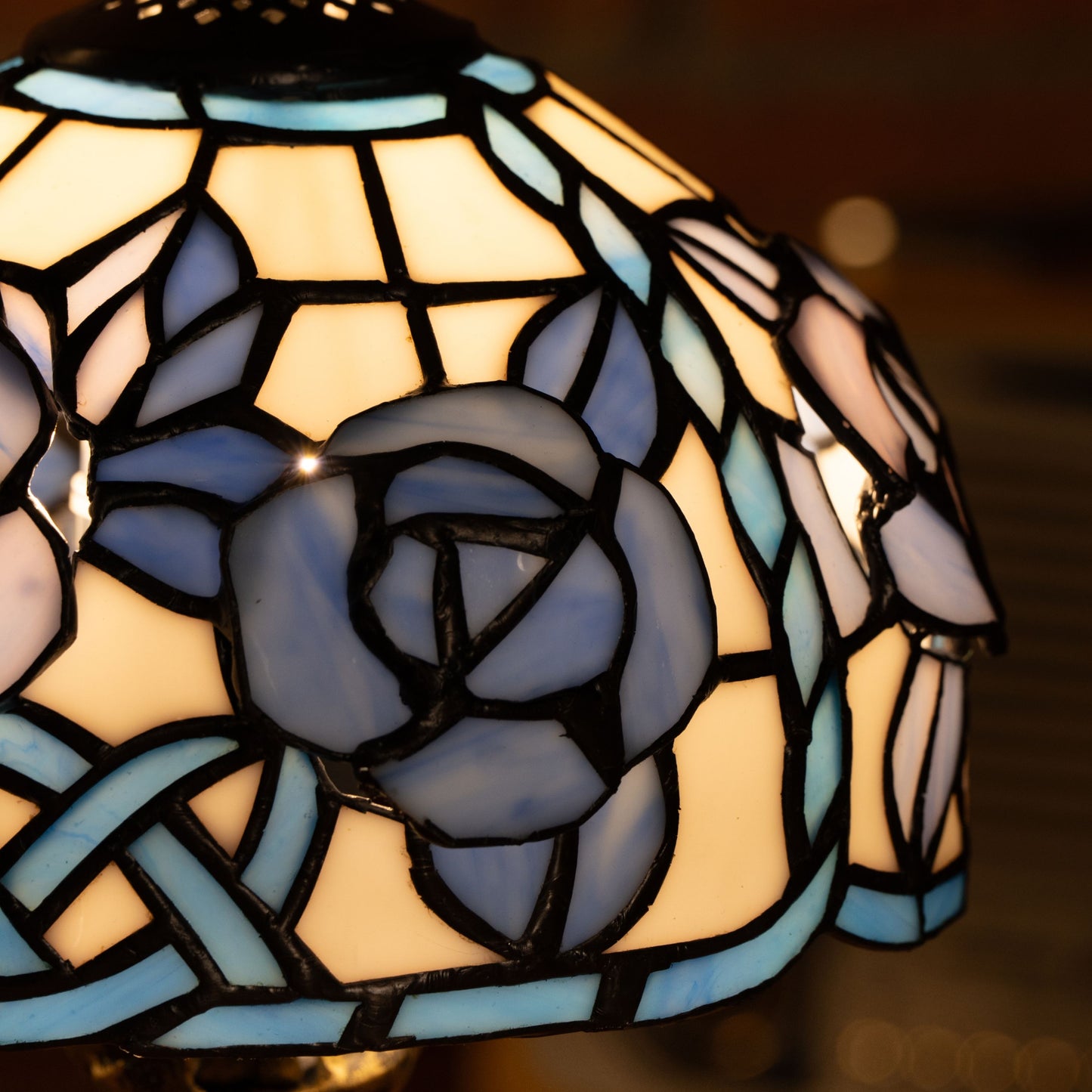 Twilight Petal Glow Tiffany Lamp