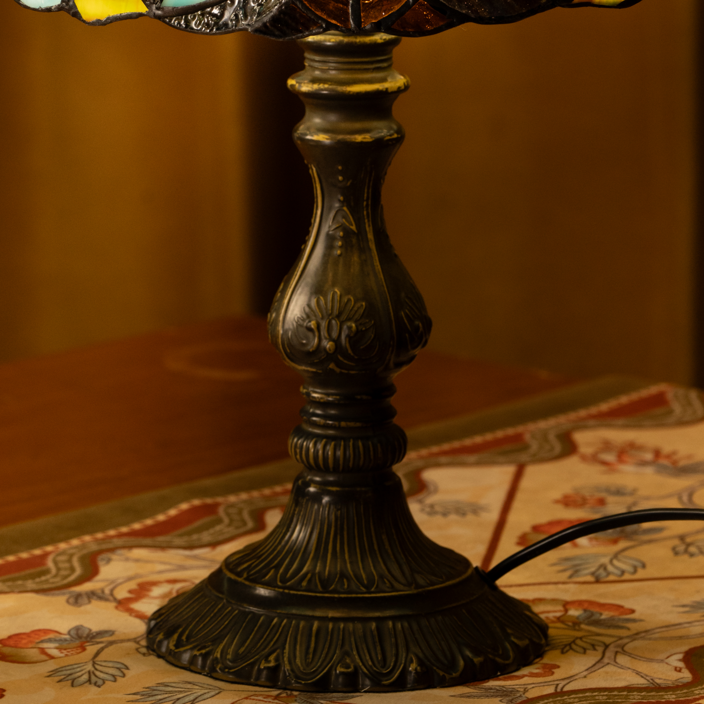 Mystic Bloom Tiffany Table Lamp