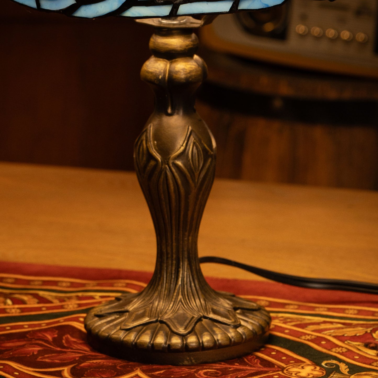 Twilight Petal Glow Tiffany Lamp