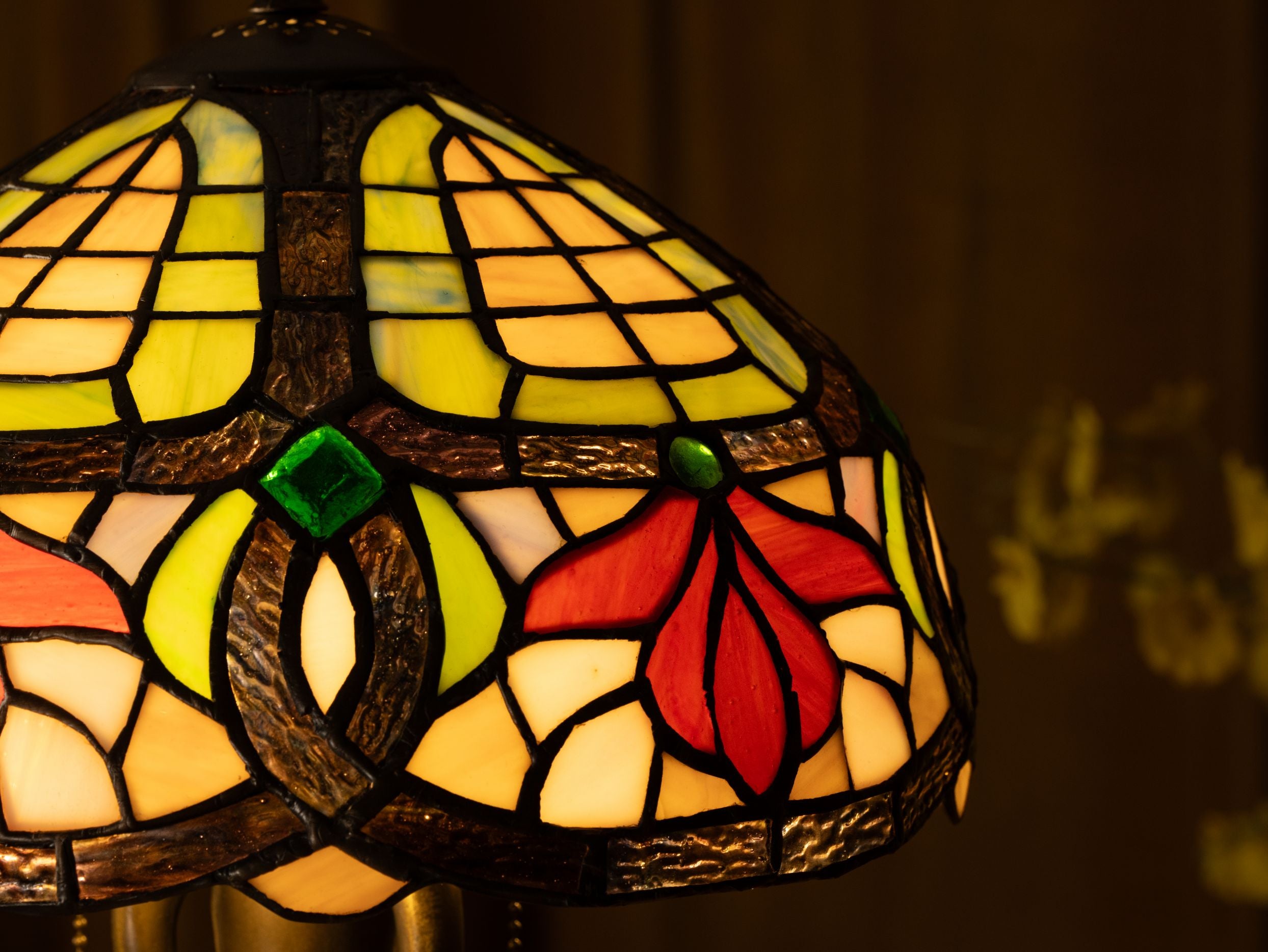 Autumn Petals Tiffany Table Lamp