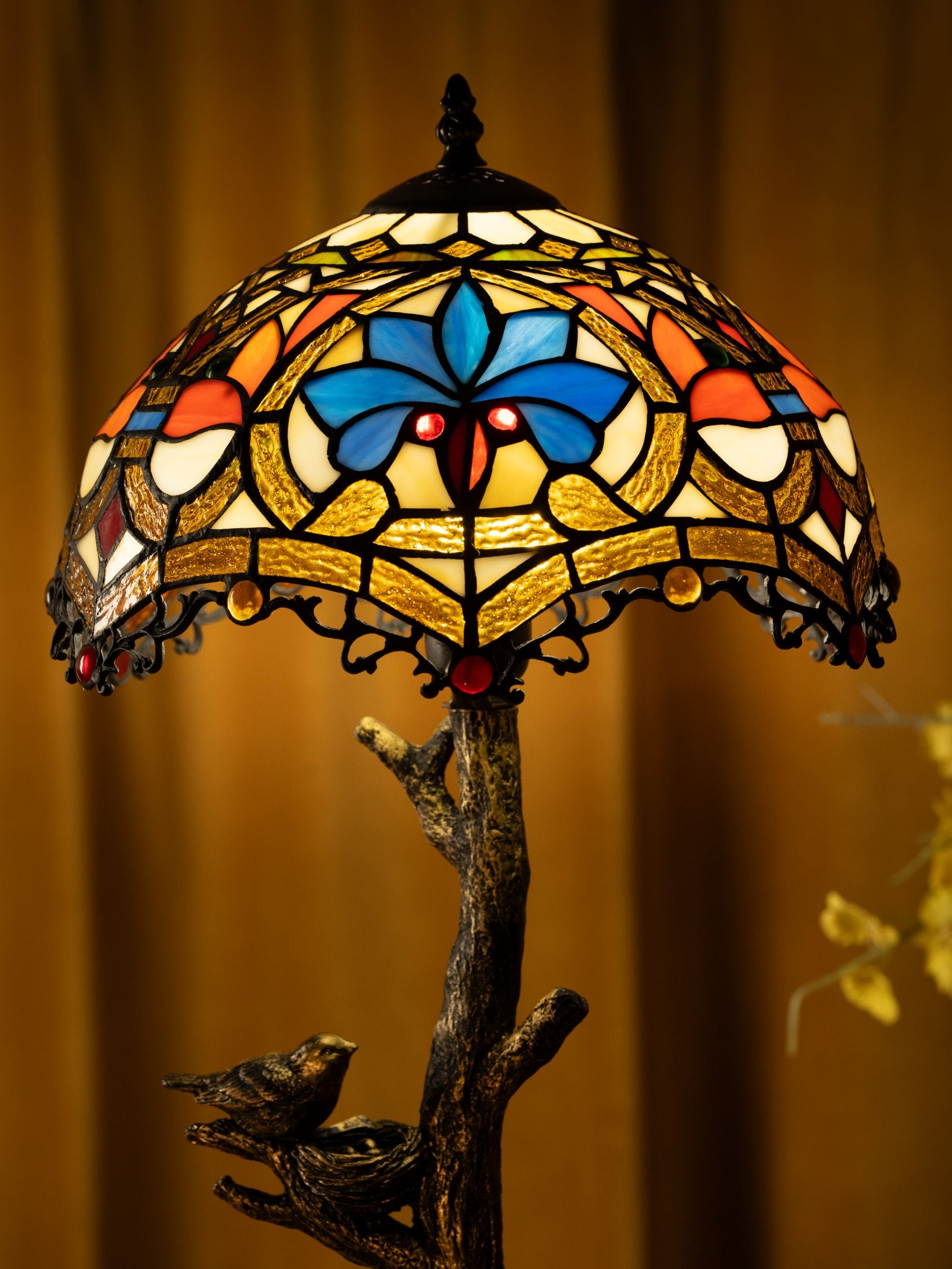 Lampe de table Tiffany à pétales bleus