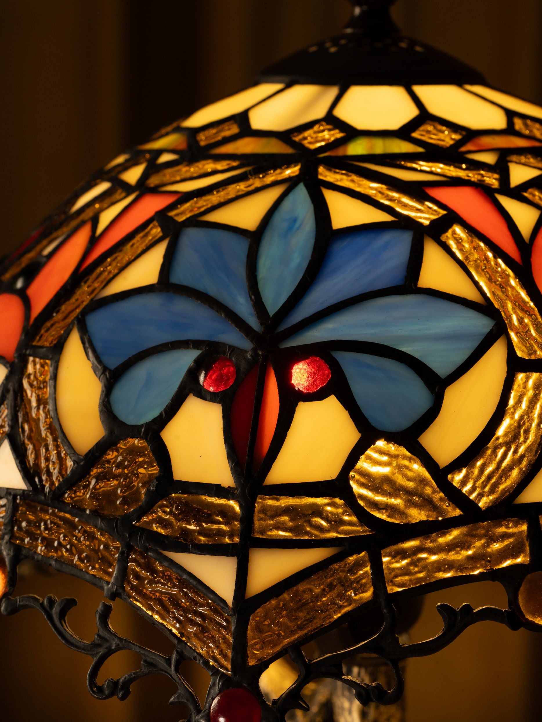 Lampe de table Tiffany à pétales bleus