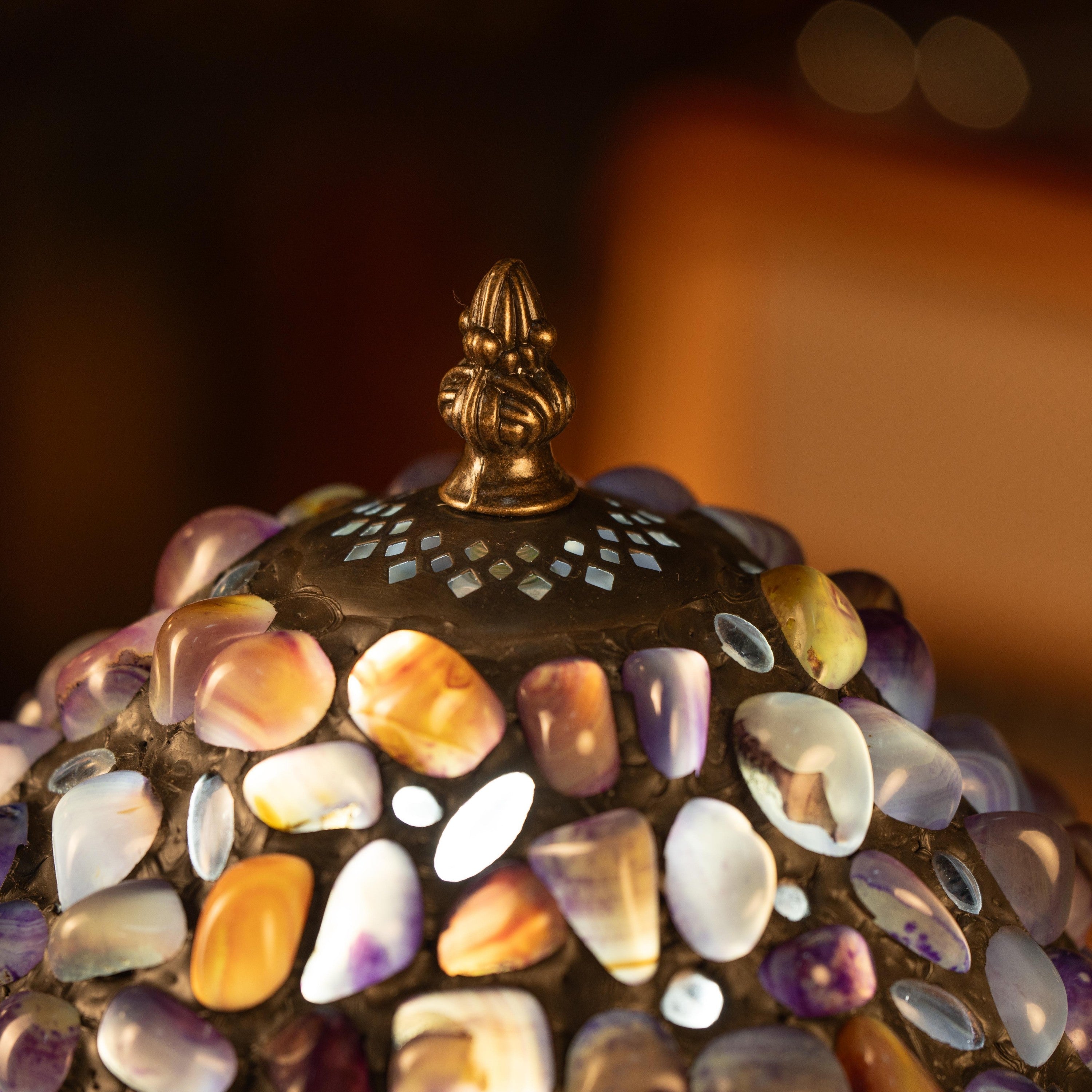 Duskmire Pebble Lamp