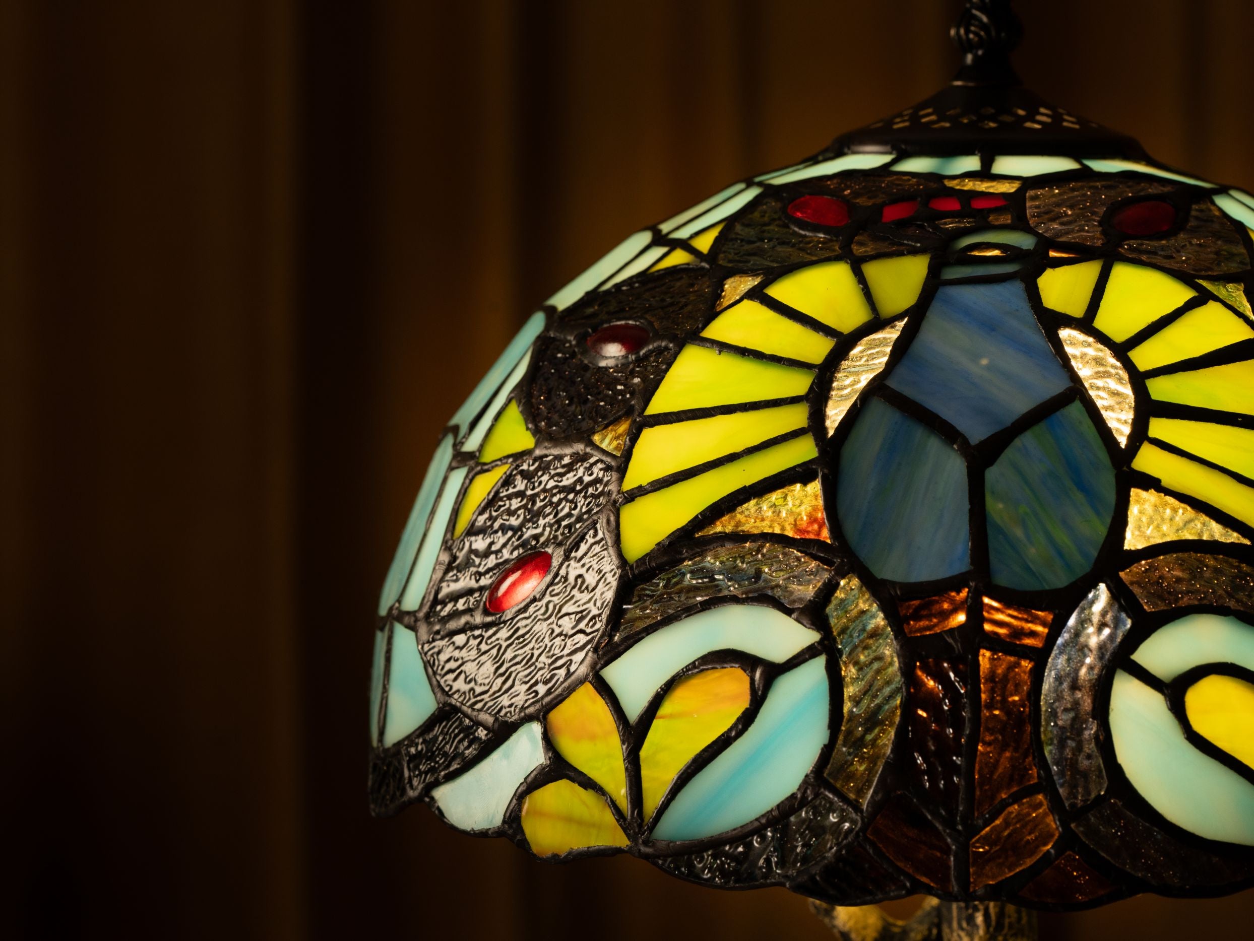 Enchanted Woods Tiffany Table Lamp