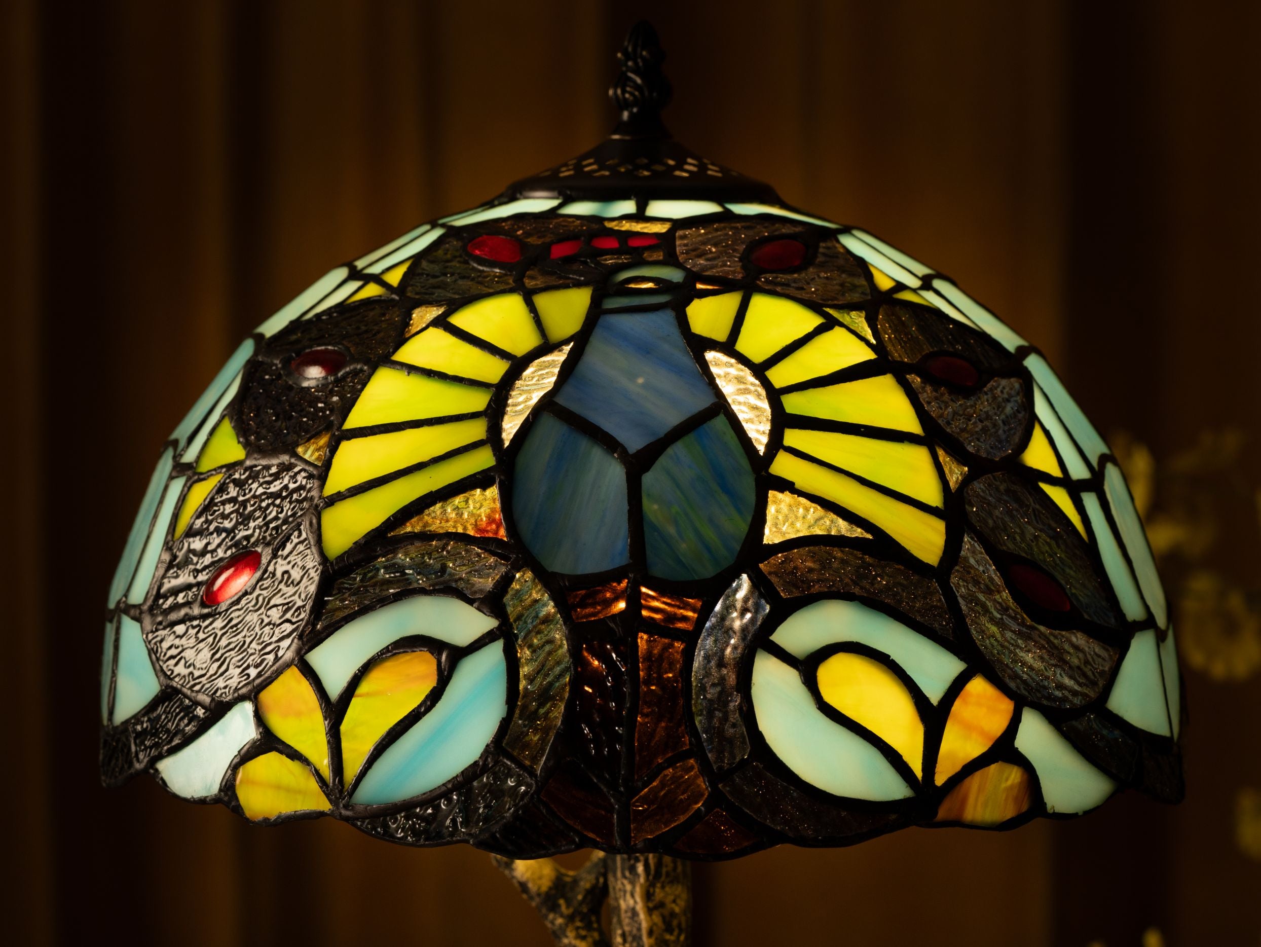 Enchanted Woods Tiffany Table Lamp