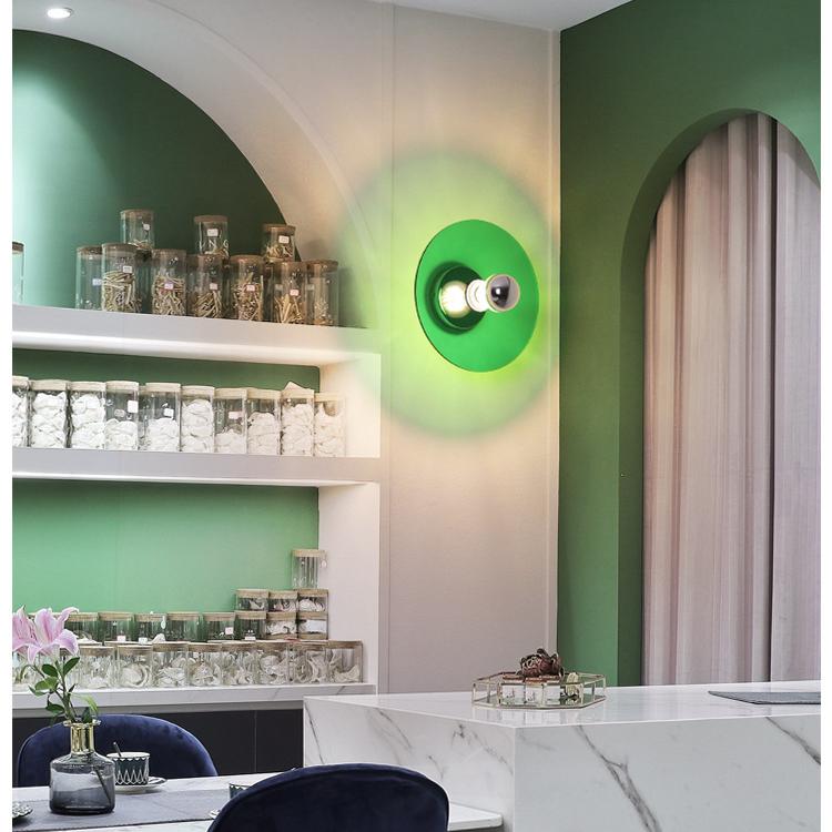 Retro UFO Disc Wall Light – Space Age Design