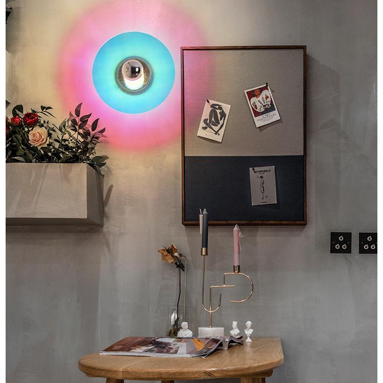 Retro UFO Disc Wall Light – Space Age Design