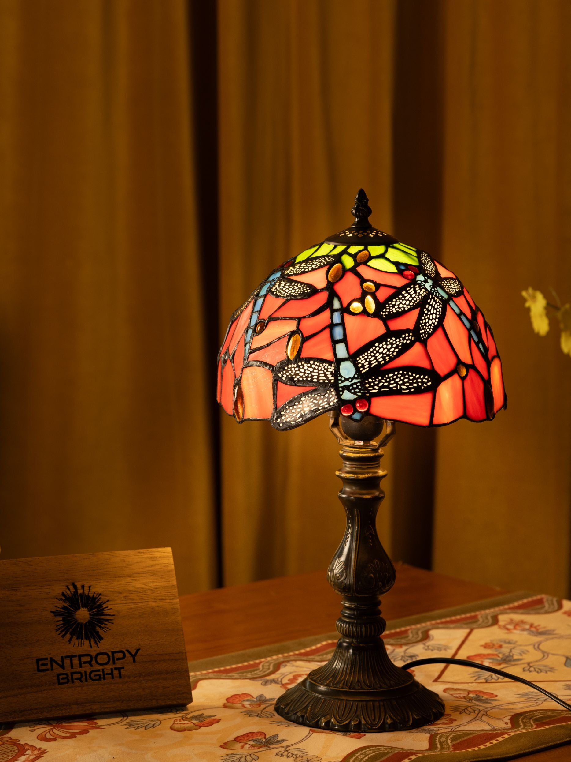 Lampe de table Tiffany Crimson Flight
