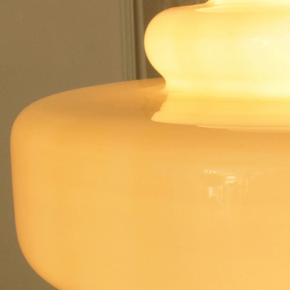 Gourd-Shaped Pendant Light – Stylish and Functional Lighting