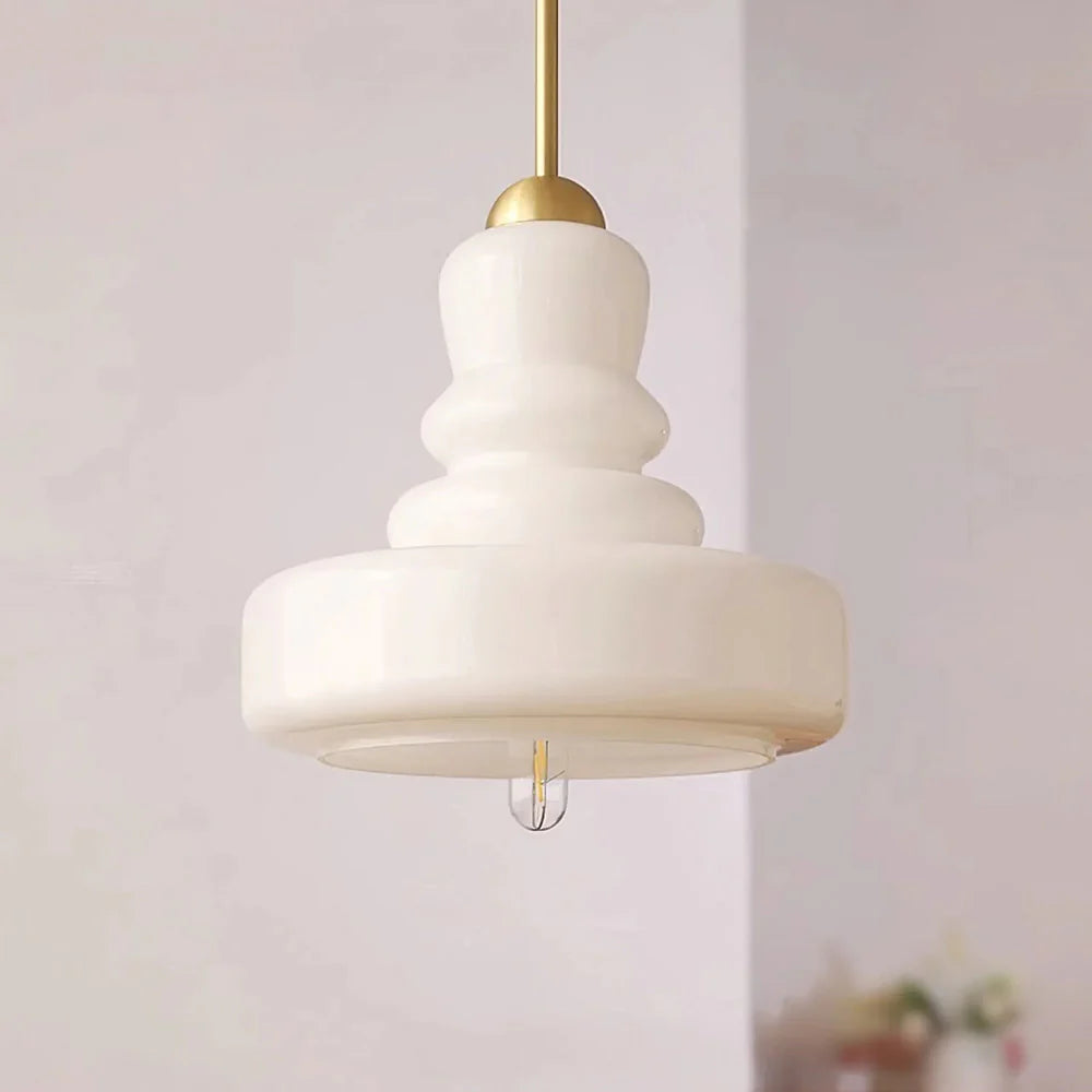 Gourd-Shaped Pendant Light – Stylish and Functional Lighting