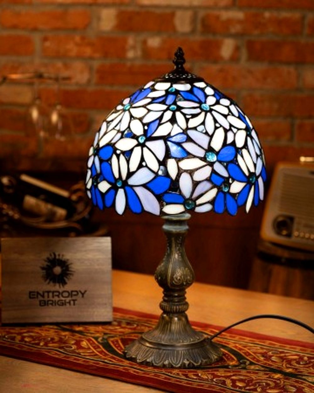 RETAIL — globe stock pendant